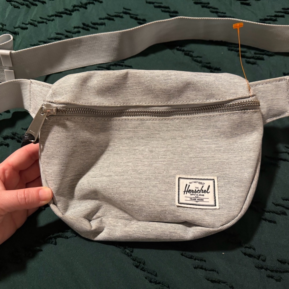 Herschel Supply Company Light Gray Belt Bag Fanny Pack NEW!
